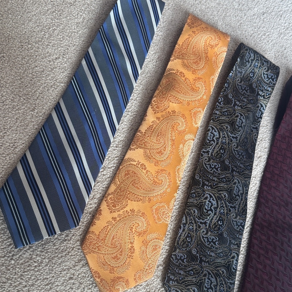 Bundle of men’s silk ties - Picture 2 of 9